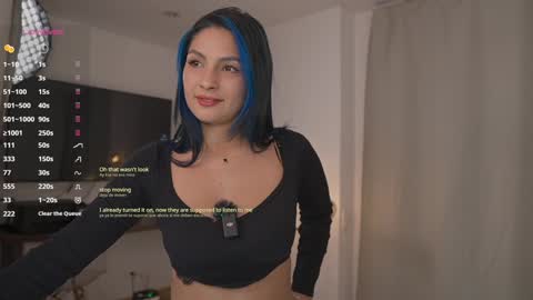Annie FREE TRIAL IN BIO online show from March 30, 12:33 am