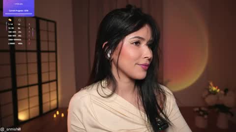 anniehillofficial_ online show from April 17, 8:12 pm