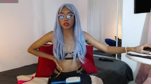 annie online show from May 31, 3:26 am