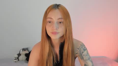 Annie online show from February 1, 1:48 am