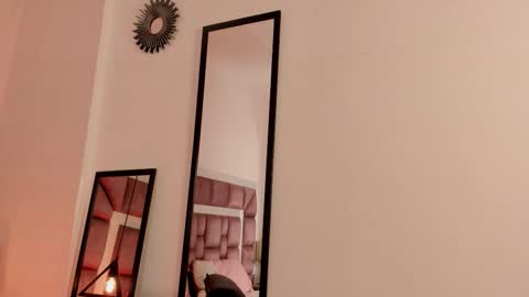 Annie online show from February 24, 11:52 am