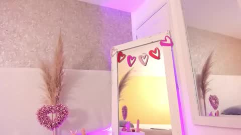 AnniieCooper online show from February 23, 1:41 pm