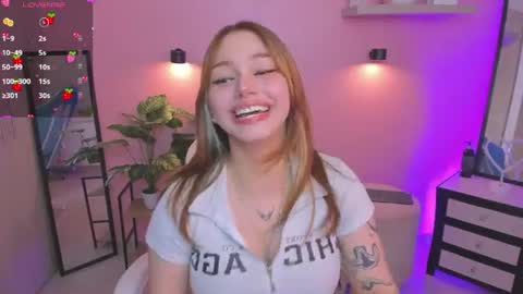 Snapshot of anniita_ chatting on July 8, 2:49 am VIVIANNA online show from July 8, 2:49 am