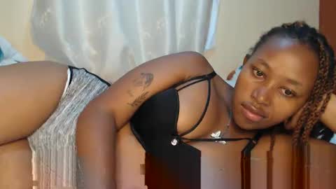 Snapshot of anntekla chatting on April 14, 7:36 am anntekla online show from April 14, 7:36 am