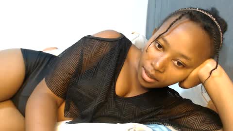 Snapshot of anntekla chatting on June 22, 11:29 am anntekla online show from June 22, 11:29 am