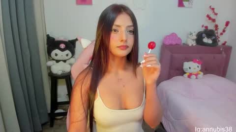 Snapshot of annubis_lia chatting on January 12, 3:39 am SOFIA INDEPENDENT MODEL online show from January 12, 3:39 am
