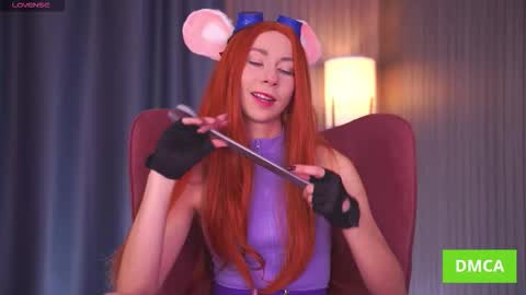 Annuetta online show from November 16, 3:17 pm