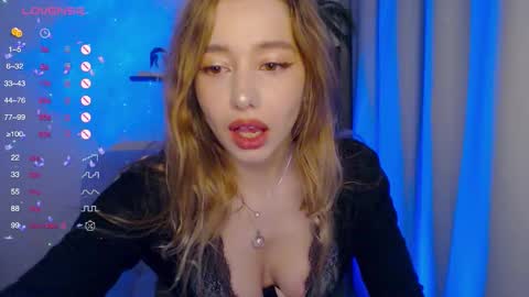 Ann online show from November 24, 5:01 pm