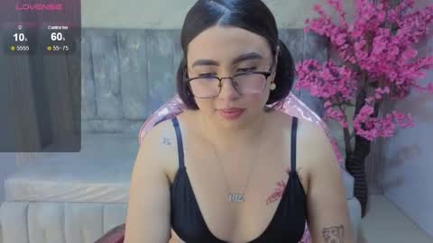 Anny  online show from May 27, 10:29 pm