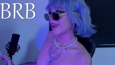 Snapshot of anny_kiitty_ chatting on April 23, 4:03 am Anny online show from April 23, 4:03 am