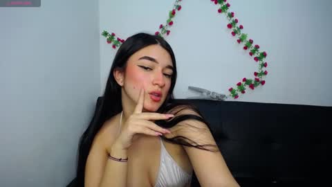 Snapshot of anny_naf chatting on March 27, 7:46 pm Anny online show from March 27, 7:46 pm