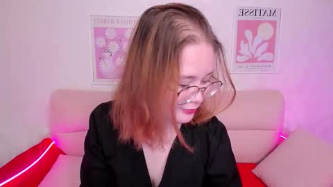 Anny online show from November 18, 8:41 am