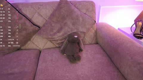 Ana online show from April 3, 11:41 am