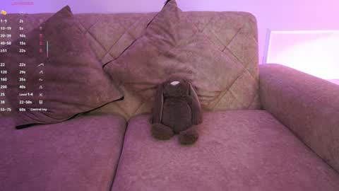 Ana online show from April 11, 11:36 am