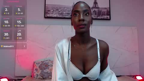 Snapshot of annyfiore chatting on October 19, 2:56 am Anny online show from October 19, 2:56 am