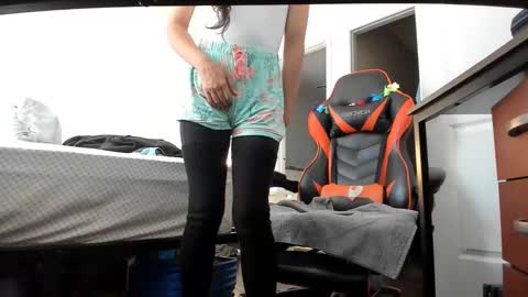 annyhasa online show from February 25, 3:54 pm