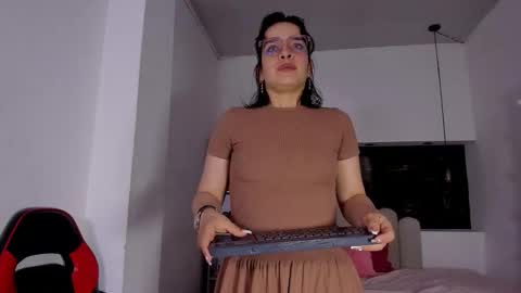 Anny online show from February 3, 2:53 am