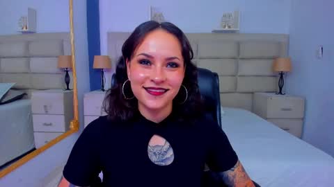 AnnyT online show from November 7, 9:26 pm