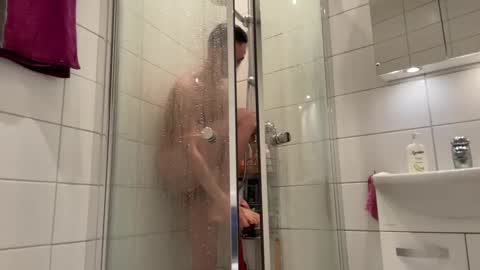 asiantwinkboy online show from December 16, 11:18 pm