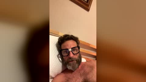 anonomouselee online show from March 16, 7:34 am