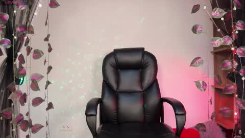 Jordan Mateo online show from February 16, 4:31 am