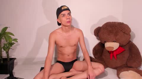 Jordan Mateo online show from January 8, 10:17 am