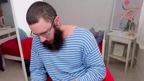 Ant online show from March 12, 9:26 am