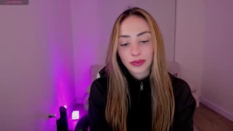 Snapshot of anthonelaa777 chatting on September 18, 4:47 am Anthonela online show from September 18, 4:47 am