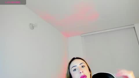 Snapshot of anthonelaa777 chatting on October 1, 9:15 am Anthonela online show from October 1, 9:15 am