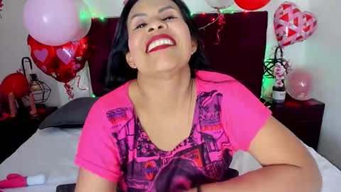 Snapshot of anthonelaa__ chatting on February 16, 7:43 pm Anthonelaa online show from February 16, 7:43 pm