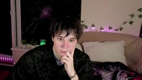 Anthony online show from April 18, 6:01 pm