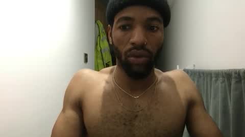 Snapshot of anthonymarkz chatting on February 25, 6:28 pm anthonymarkz online show from February 25, 6:28 pm