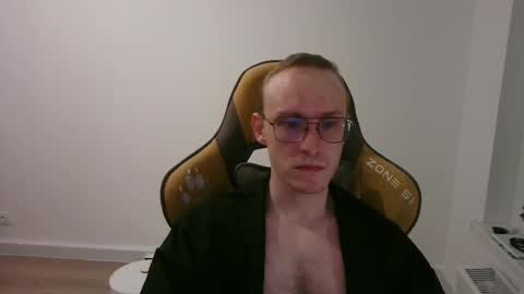 Snapshot of anthonythorn chatting on November 1, 8:55 pm anthonythorn online show from November 1, 8:55 pm