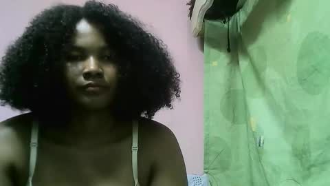 Snapshot of antine9794 chatting on April 26, 4:26 pm antine9794 online show from April 26, 4:26 pm