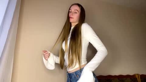 Snapshot of antionettepulgarin chatting on March 2, 3:30 pm Viktoria online show from March 2, 3:30 pm