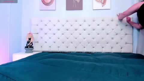 Snapshot of antonella_hotkiss chatting on March 7, 4:13 am Antonella online show from March 7, 4:13 am