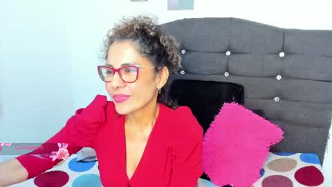 antonella_rizzo01 online show from July 3, 1:34 am