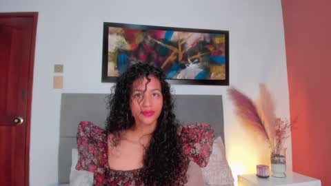 Snapshot of antonellahall_ chatting on February 3, 11:42 am AntonellaHall online show from February 3, 11:42 am