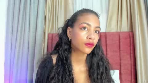 Snapshot of antonellahall_ chatting on March 7, 12:01 pm AntonellaHall online show from March 7, 12:01 pm