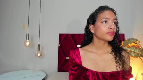 Snapshot of antonellahall_ chatting on March 12, 12:04 pm AntonellaHall online show from March 12, 12:04 pm