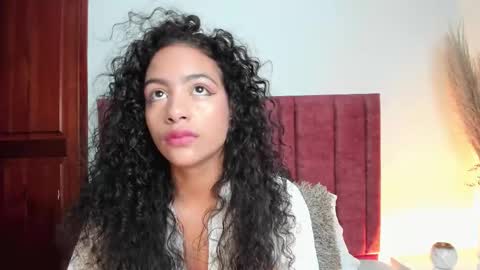 Snapshot of antonellahall_ chatting on September 17, 12:07 pm AntonellaHall online show from September 17, 12:07 pm