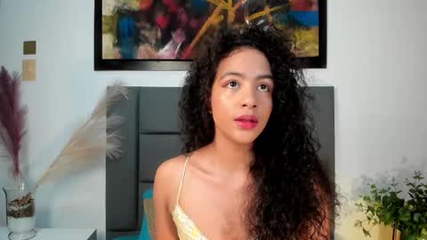 Snapshot of antonellahall_ chatting on October 20, 11:54 am AntonellaHall online show from October 20, 11:54 am