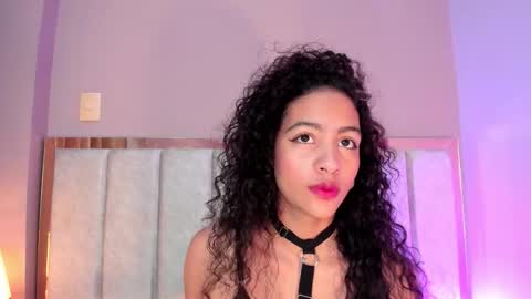 Snapshot of antonellahall_ chatting on November 22, 12:37 pm AntonellaHall online show from November 22, 12:37 pm