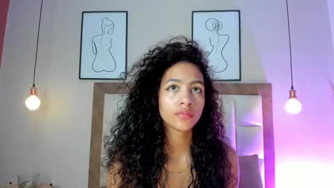 Snapshot of antonellahall_ chatting on December 15, 12:31 pm AntonellaHall online show from December 15, 12:31 pm