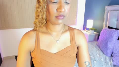 Snapshot of antonellaparker chatting on December 7, 5:31 pm Sarah online show from December 7, 5:31 pm