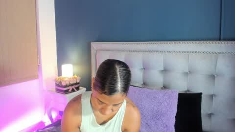 Snapshot of antonellaparker chatting on February 15, 11:39 am Sarah online show from February 15, 11:39 am