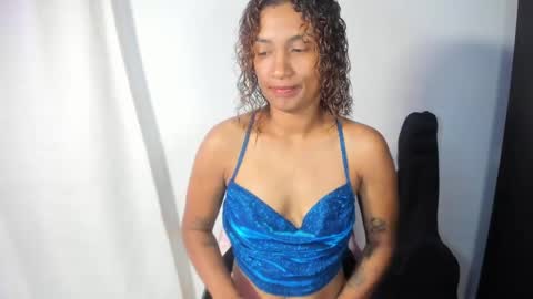 Snapshot of antonellaparker chatting on April 12, 1:16 pm Sarah online show from April 12, 1:16 pm