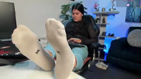 Snapshot of antonellariu chatting on July 16, 7:42 pm Antonella online show from July 16, 7:42 pm
