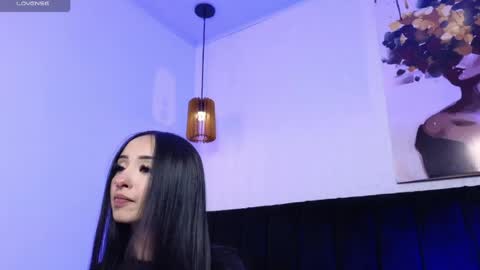 antonellariva_ online show from June 2, 8:22 pm