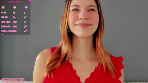 Snapshot of antonellarossii_ chatting on October 12, 2:05 pm Antonella  online show from October 12, 2:05 pm